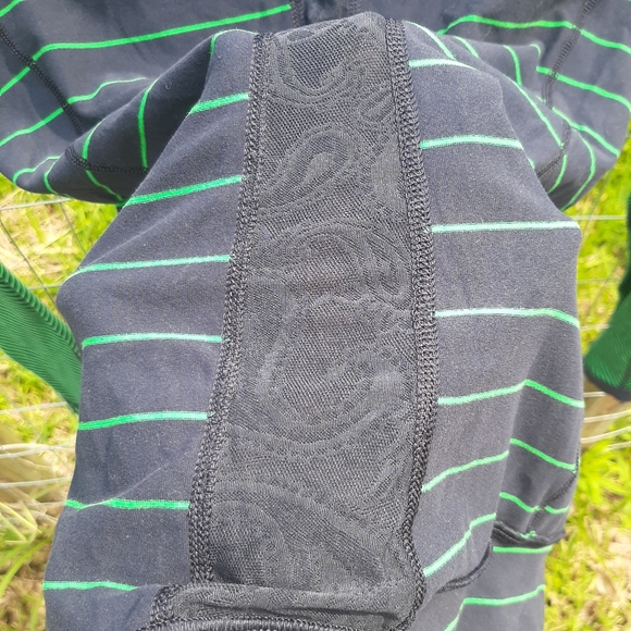 LULULEMON "Full Tilt" Long Sleeve Top - Picture 9 of 10